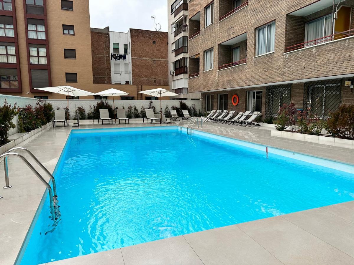 Juan Bravo Apartamento A Estrenar Con Piscina Madrid Buitenkant foto